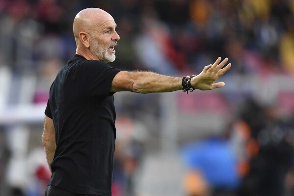 Ac milan coach hot sale
